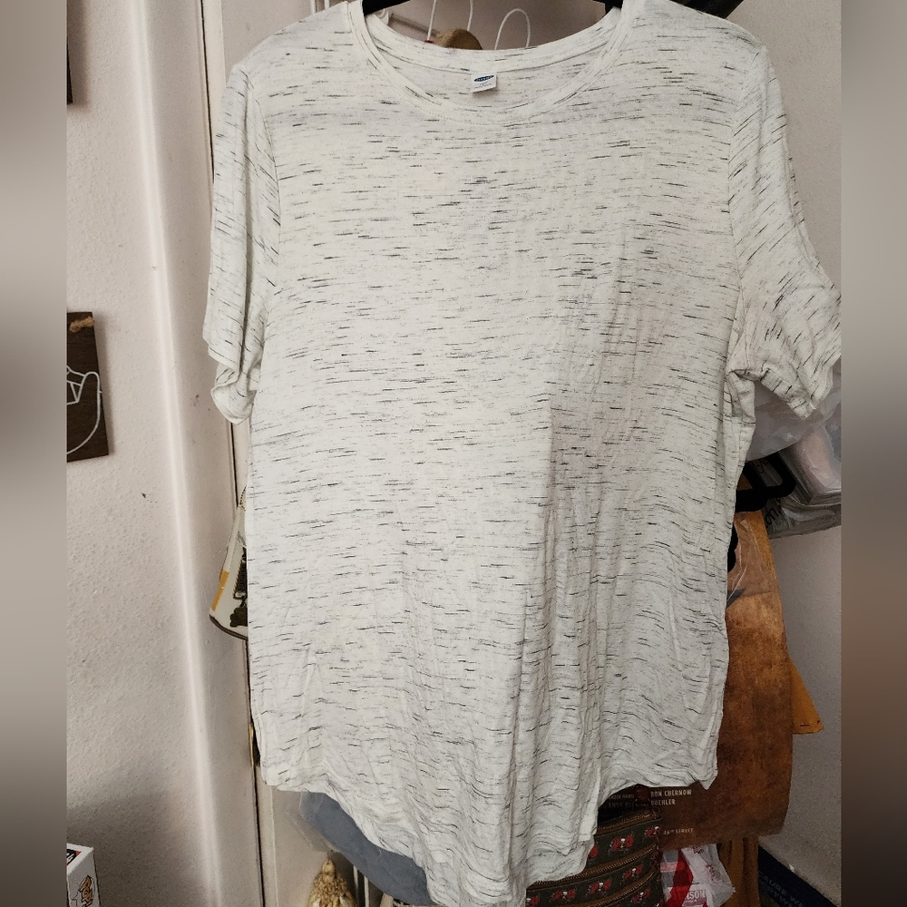 Old Navy ladies tee